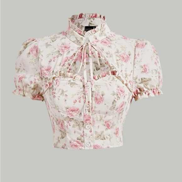 Flower crop top - Picture 1 of 3